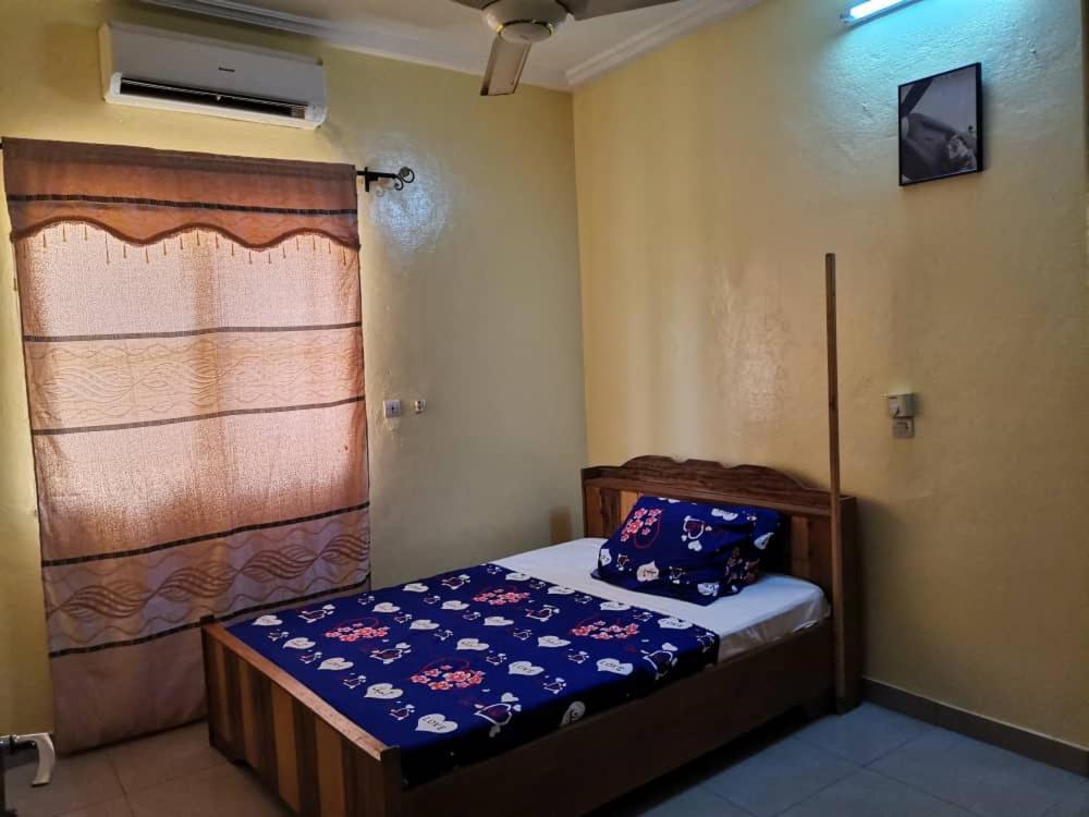 Villa Tenko Ouagadougou Buitenkant foto