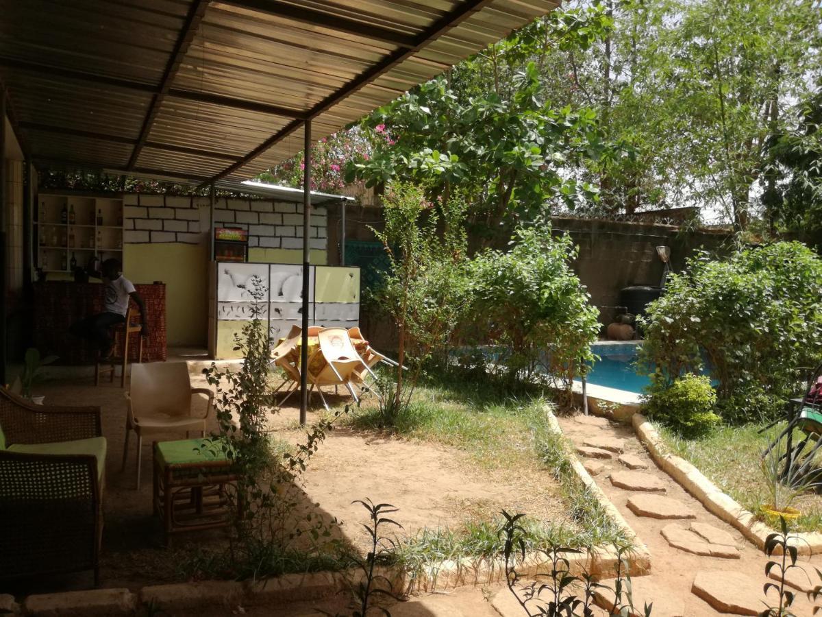 Villa Tenko Ouagadougou Buitenkant foto